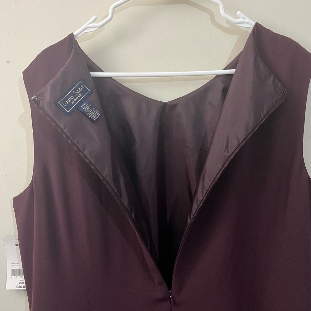 Laura Scott sleeveless dress size 20 W shell and lining 100 percent polyester. - Picture 5 of 13